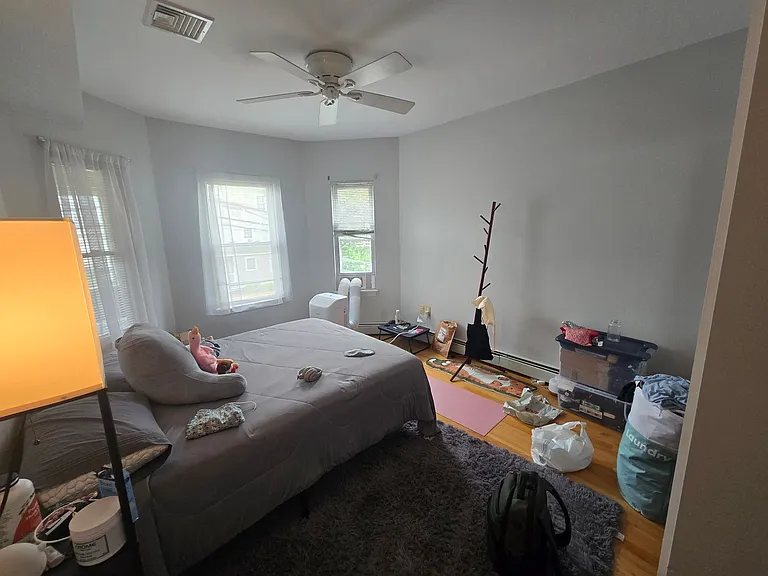18 Raymond St #2 — Photo 5