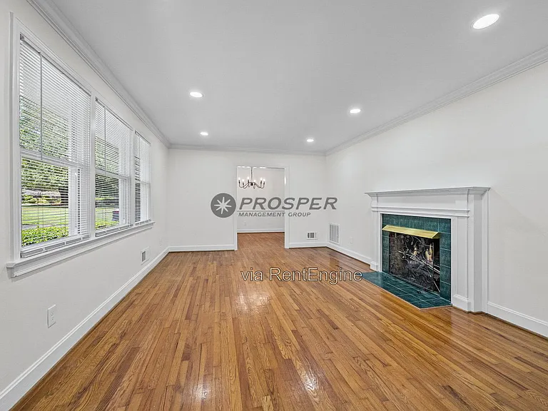 2 Burgundy Dr — Photo 7