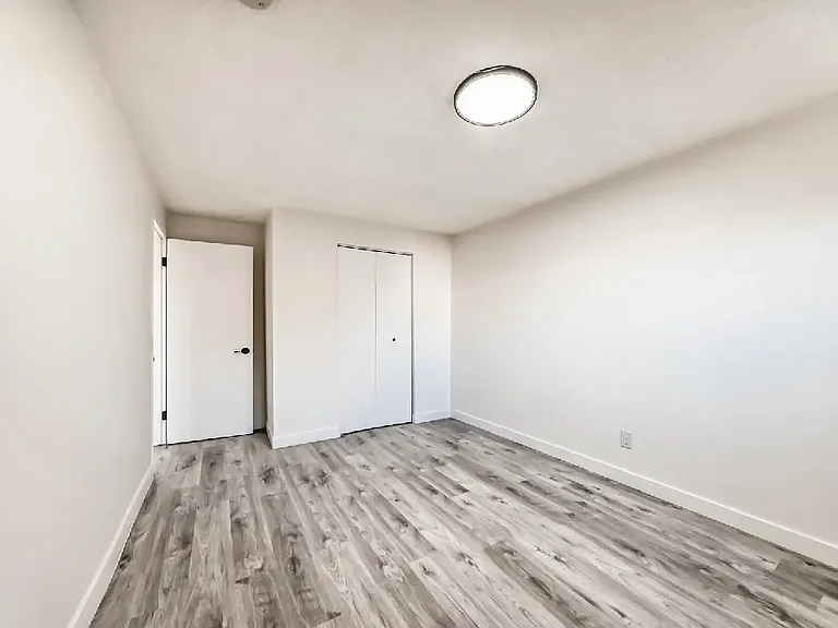 6508 S 34th Ave NW — Photo 6