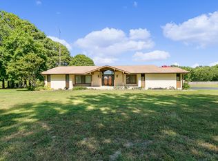 398 Pleasant Plains Rd, Jackson, TN 38305