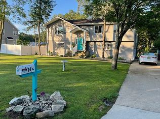 549 Hopedale Dr SW, Bayville, NJ 08721