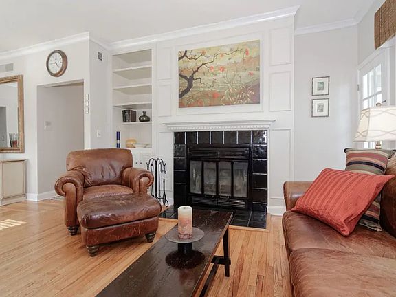 3rd image of 76 King St #2-A