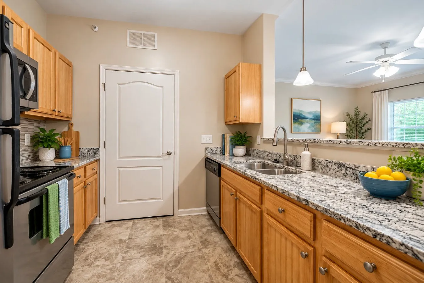 Carden Place Apartment Homes — Photo 2