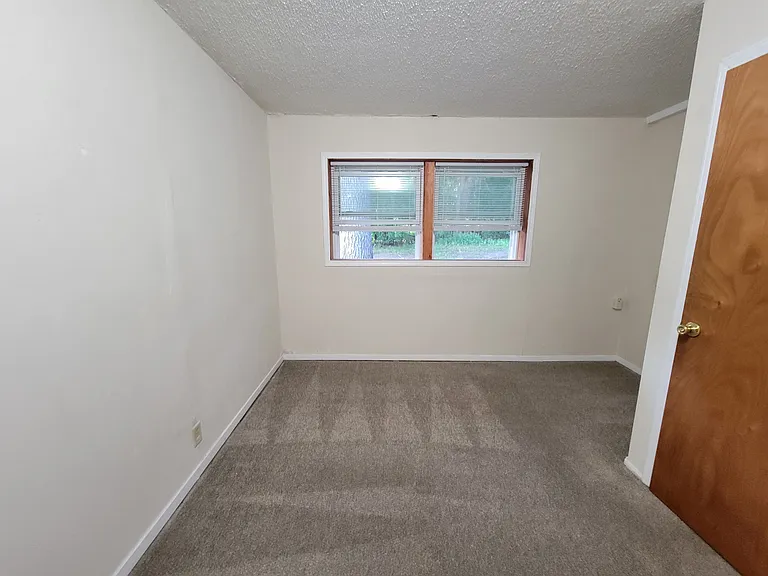 545 Birchcrest Dr #1 — Photo 5