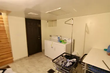 Rented by Lucky Apt Inc