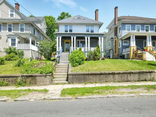 456 Willow Street, Waterbury, CT 06710