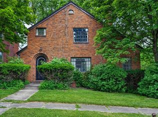 307 Demong Dr, Syracuse, NY 13214