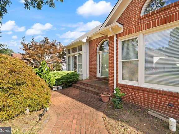 3rd image of 15409 Eagle Tavern Ln