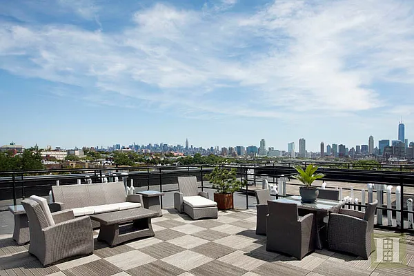 Sold by Halstead Property | media 5
