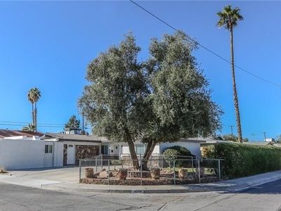 4200 Lodewyck Dr, Las Vegas, NV, 89121