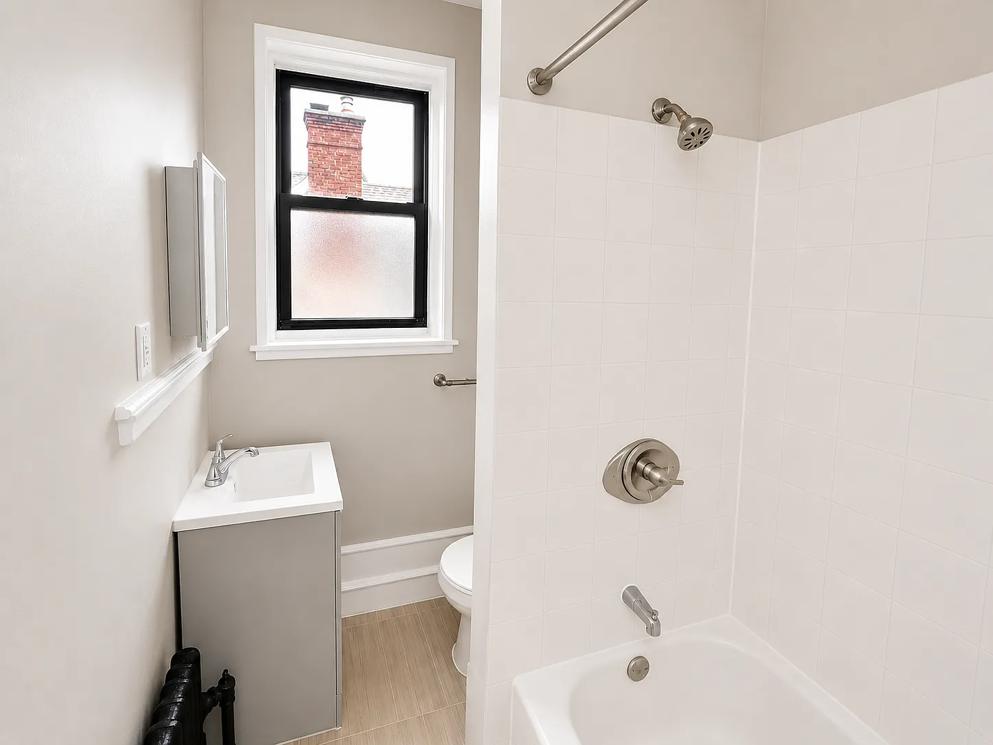2 bed, 1000 sqft, $1,895 — Photo 3