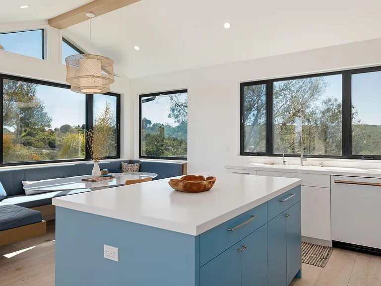 1415 La Cima Rd #B — Photo 12