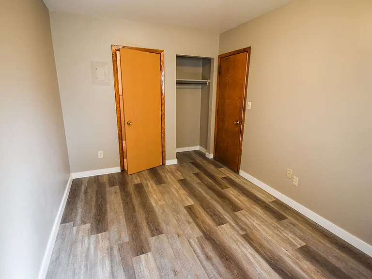 101 Parkway Ave — Photo 9