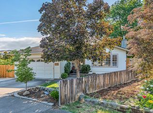 2870 Pinecrest Ct, Medford, OR