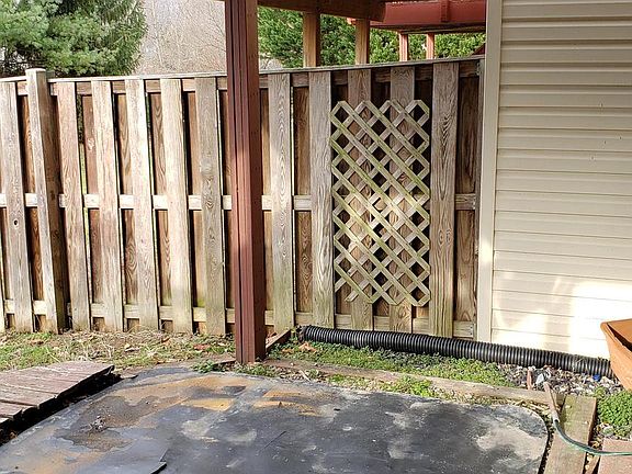 4th image of 4008 Fountain Bridge Ct