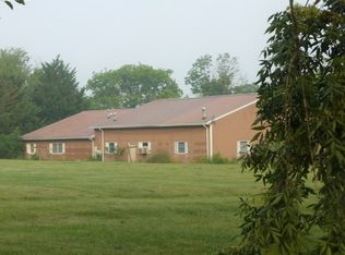 76 Reservoir Dr, Dover, PA 17315