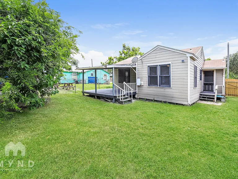 1322 Verbena St — Photo 19