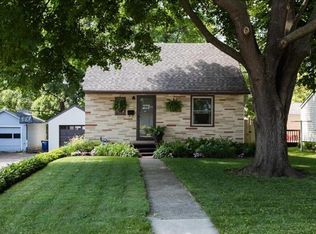 315 Garfield Pl, Faribault, MN 55021
