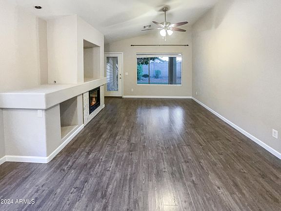4th image of 8150 W CLARA Lane
