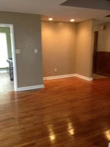 3 bed, 2.5 bath, 1725 sqft, $2,095 — Photo 3