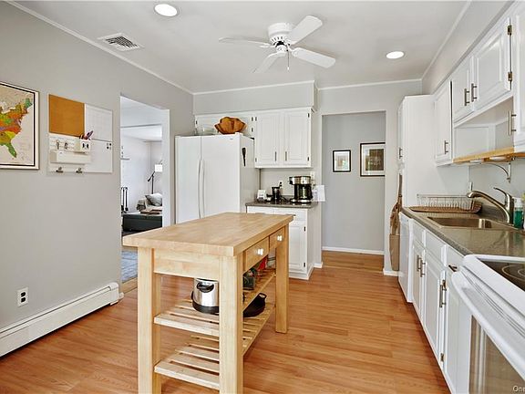 2nd image of 21 Lorelei Dr