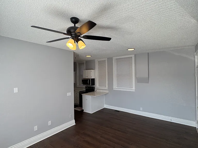 107 W Hill St #1 — Photo 11