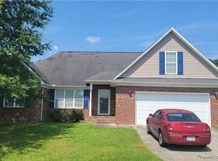 135 Secretariat Ct, Raeford, NC 28376