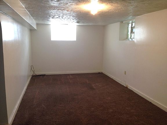 2nd image of 465 Grace Ave APT 5