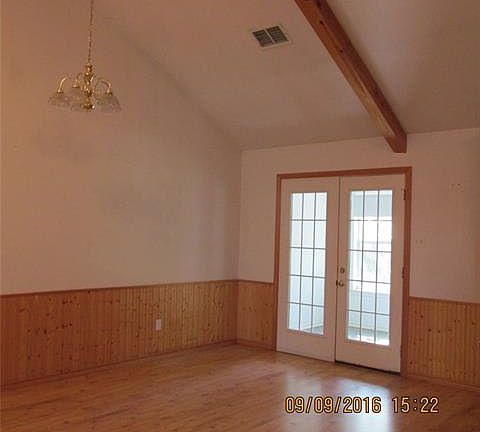 2nd image of 410 Rs County Road 1515