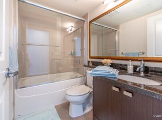 888 Carnarvon St #3602, New Westminster, BC V3M 0C6