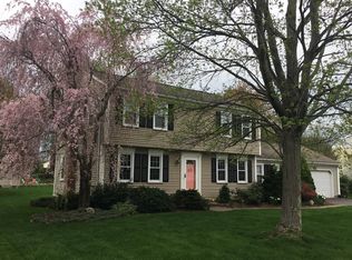 31 Wadsworth St, Glastonbury, CT 06033