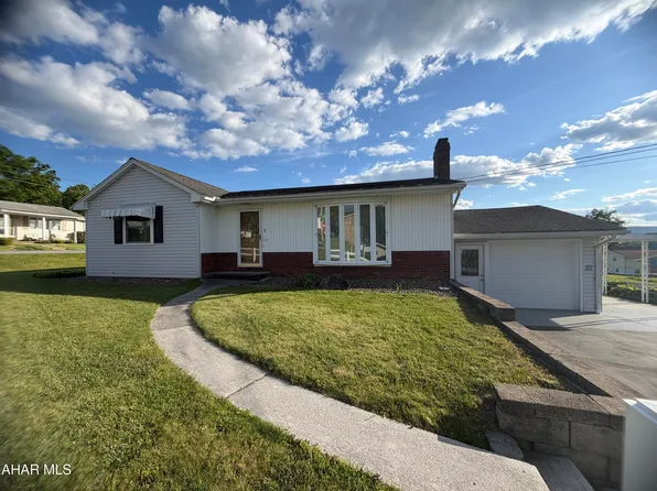 1400 Polk Ave, Altoona, PA 16602