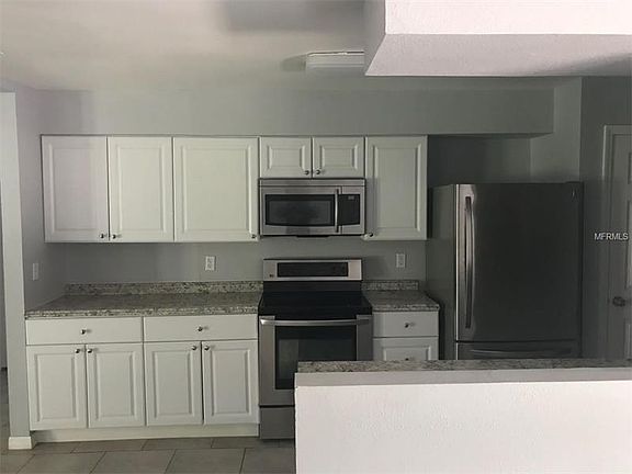 2nd image of 5726 Yarborough Ln