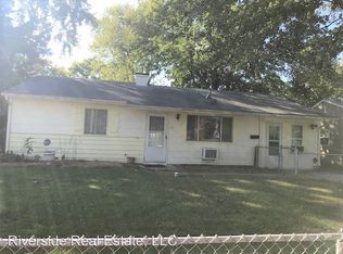 31 Saint Henry Dr, Cahokia, IL 62206