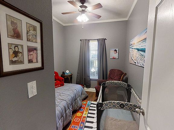 5th image of 3807 Connie Ln