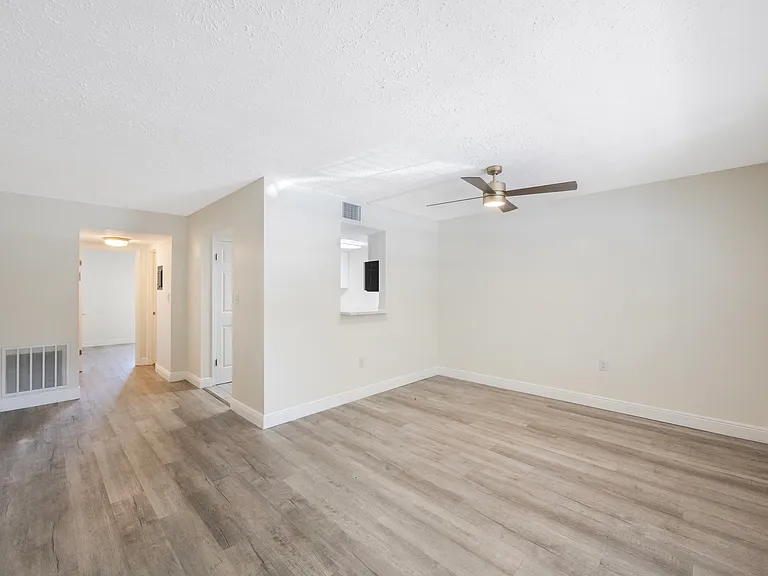 3111 W Horatio St #206 — Photo 11