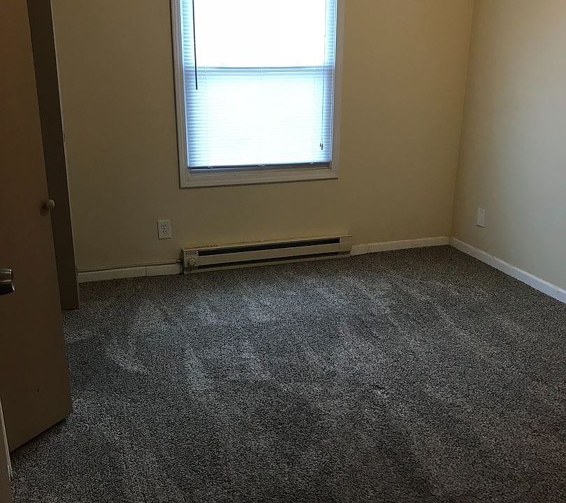 2nd image of 3333 Pioneer Ave SE APT 18