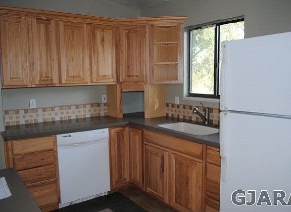 5th image of 2774 Grant Ct