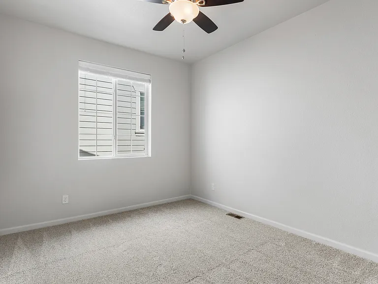5859 Leon Young Dr — Photo 38