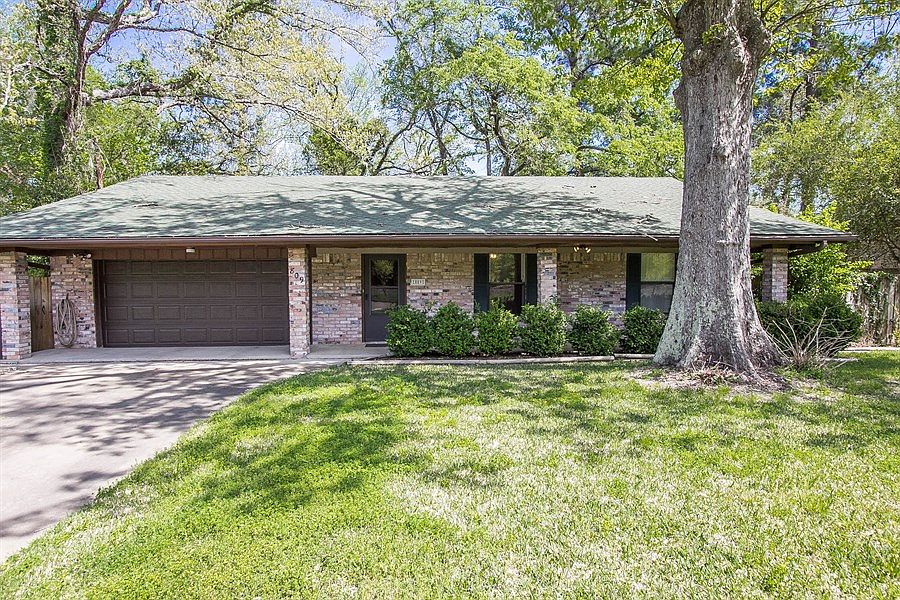 1st image of 809 Feagin Dr