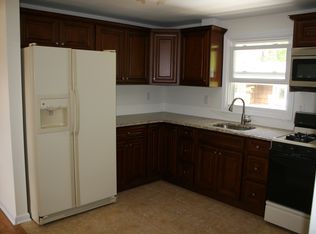 45 Hayes Ave, Colonia, NJ 07067