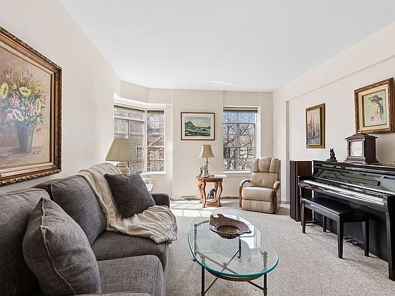2nd image of 57 Montague St APT 4D