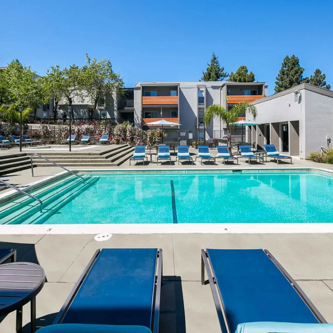 Bayside Apartments — Photo 3