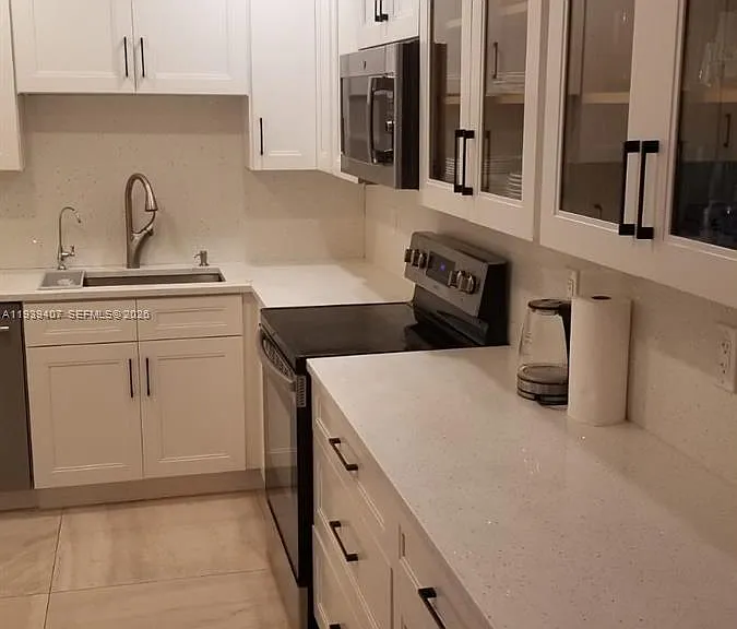 2500 Parkview Dr #2517 — Photo 6