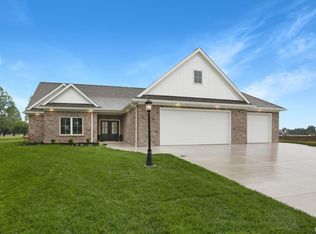 4723 Lemon Grass Ct, Evansville, IN 47725