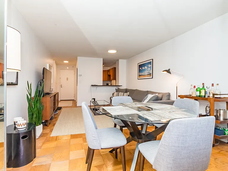 151 Tremont St #9B — Photo 5