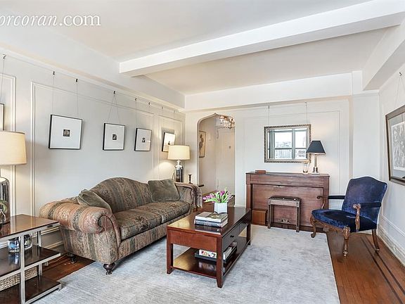 2nd image of 200 W 108th St APT 12B