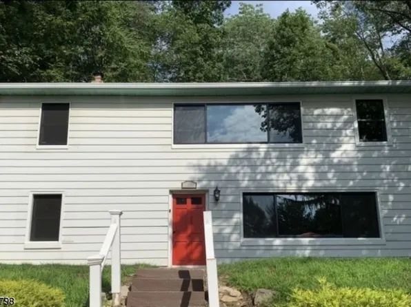 9 Bell Ct, Roxbury Twp., NJ 07850