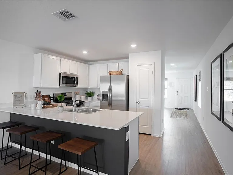 205 Brandi Dr — Photo 7
