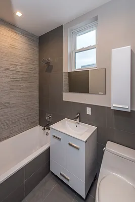 Rented by Nooklyn NYC LLC | media 44